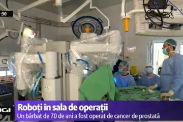 Pacienți operați de cancer cu ajutorul roboților