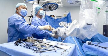 Tehnologie de vârf pentru chirurgia robotică, la Sanador
